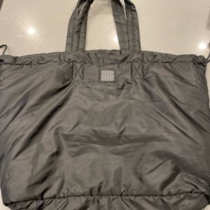 White House black market tote